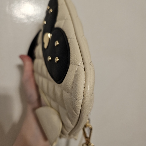 EUC Betsey Johnson French Bull Dog  Quilted Kitsch Crossbody - Picture 5 of 6